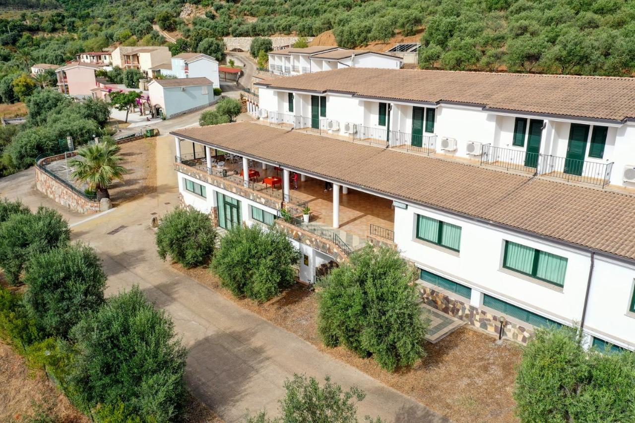 Hotel Is Murtas Jerzu Exterior photo