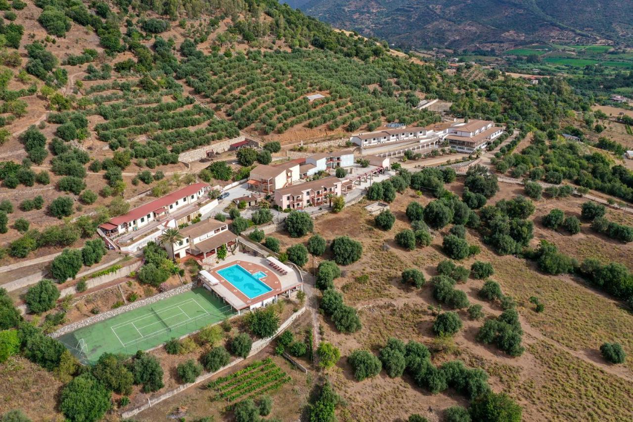 Hotel Is Murtas Jerzu Exterior photo
